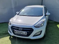 Used Hyundai i30 SE 2017 White Estate