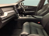 Used Volvo XC60 R-Design 340 HP (250 kW) 2021 Blue SUV