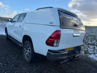 Used Toyota HiLux 150 HP (110 kW) 2020 White Pickup