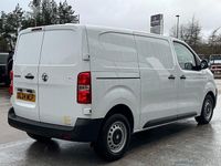 Used Vauxhall Vivaro 120 HP (88 kW) 2024 White MPV