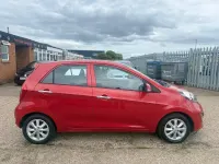 Used Kia Picanto 84 HP (61 kW) 2012 Red Hatchback