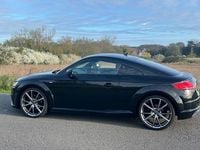 Begagnad Audi TT Black Edition 184 HK (135 kW) 2017 Svart Sportkupé