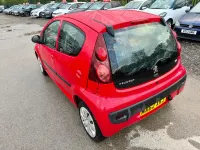 Used Peugeot 107 Active 68 HP (50 kW) 2013 Red Hatchback