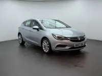 Second-hand Vauxhall Astra Design Edition 125 CP (91 kW) 2017 Argintiu Hatchback