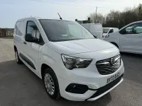 Used Vauxhall Combo Sportive 100 HP (73 kW) 2022 White MPV