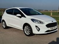 Used Ford Fiesta Titanium 100 HP (73 kW) 2018 White Hatchback