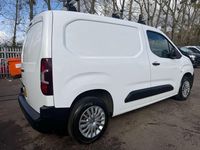 Used Peugeot Partner 131 HP (96 kW) 2021 White MPV