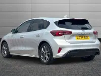 Used Ford Focus ST-Line 153 HP (112 kW) 2024 Moondust silver Hatchback