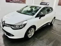 Used Renault Clio Dynamique 75 HP (55 kW) 2016 White Hatchback