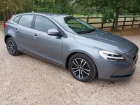 Used Volvo V40 Momentum 120 HP (88 kW) 2018 Grey Estate