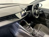 Begagnad Audi A3 Sport 113 HK (83 kW) 2025 Blå Sedan