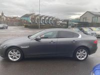 Begagnad Jaguar XE Prestige 180 HK (132 kW) 2016 Grå Sedan