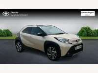 Used Toyota Aygo X 72 HP (52 kW) 2025 Beige SUV