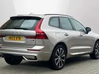 Second-hand Volvo XC60 Plus 194 CP (142 kW) 2023 Gri SUV