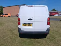 Used Vauxhall Vivaro Edition 100 HP (73 kW) 2019 White MPV