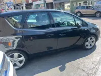 Used Vauxhall Meriva 100 HP (73 kW) 2014 Black MPV