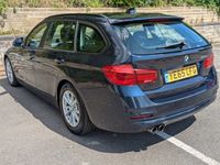 Used BMW 320 Efficient Dynamics 163 HP (119 kW) 2015 Blue Estate