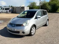 Begagnad Nissan Note Tekna 110 HK (80 kW) 2008 Silver Halvkombi