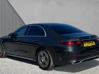 Usado Mercedes E200 AMG line 204 CV (150 kW) 2024 Gris