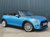 Begagnad Mini Cooper Cabriolet 2016 Blå Cab
