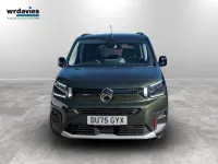 Used Citroën Berlingo 98 kW (134 HP) 2025 Green MPV