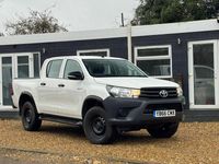 Used Toyota HiLux Active 150 HP (110 kW) 2017 White Pickup