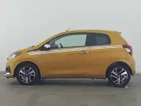 Used Peugeot 108 Collection 68 HP (50 kW) 2018 Yellow Hatchback