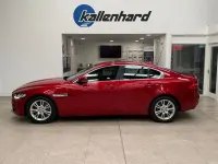 Used Jaguar XE Prestige 200 HP (147 kW) 2015 Red Sedan