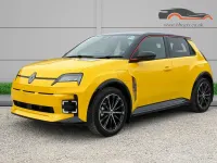 New Renault R5 Iconic 110 kW (150 HP) 2026 Yellow Hatchback