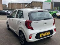 Used Kia Picanto 67 HP (49 kW) 2022 White Hatchback