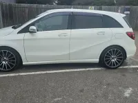 Begagnad Mercedes B180 Executive 122 HK (89 kW) 2016 Vit Minibuss