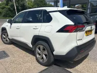 Used Toyota RAV4 Hybrid Design 214 HP (157 kW) 2020 White SUV