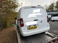 Używany Vauxhall Combo Sportive 100 KM (73 kW) 2020 Biały Van