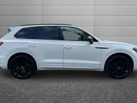 Used VW Touareg Black Edition 286 HP (210 kW) 2022 White SUV