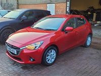 Used Mazda 2 75 HP (55 kW) 2016 Red Hatchback
