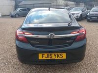 Second-hand Vauxhall Insignia Elite 2015 Verde Hatchback