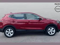 Used Nissan Qashqai Acenta Premium 138 HP (101 kW) 2019 Red SUV