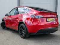 Used Tesla Model Y Long Range AWD 378 kW (514 HP) 2022 Red SUV
