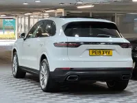 Used Porsche Cayenne 340 HP (250 kW) 2019 White SUV