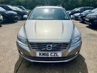 Used Volvo V70 SE 150 HP (110 kW) 2016 Gold Estate