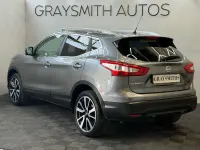 Used Nissan Qashqai Tekna 110 HP (80 kW) 2016 Grey SUV
