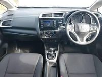 Used Honda Jazz S 102 HP (75 kW) 2019 Blue Hatchback