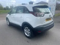 Used Vauxhall Crossland X 81 HP (59 kW) 2018 White SUV