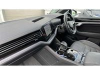 Usado VW Touareg Black Edition 286 HP (210 kW) 2025 Prateado SUV