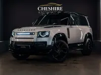 Usado Land Rover Defender SE Dynamic 250 HP (183 kW) 2023 Prateado SUV