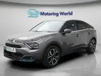 Begagnad Citroën e-C4 Shine 100 kW (136 HK) 2022 Halvkombi