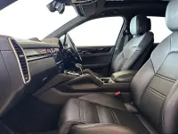 Used Porsche Cayenne E-Hybrid 462 HP (339 kW) 2020 White SUV