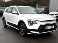Used Kia Niro 2025 White SUV