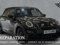 Usado Mini Cooper Hatch 134 CV (98 kW) 2024 Negro Utilitario