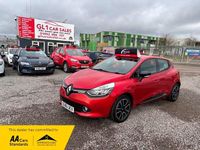 Used Renault Clio IV Dynamique 75 HP (55 kW) 2016 Red Hatchback